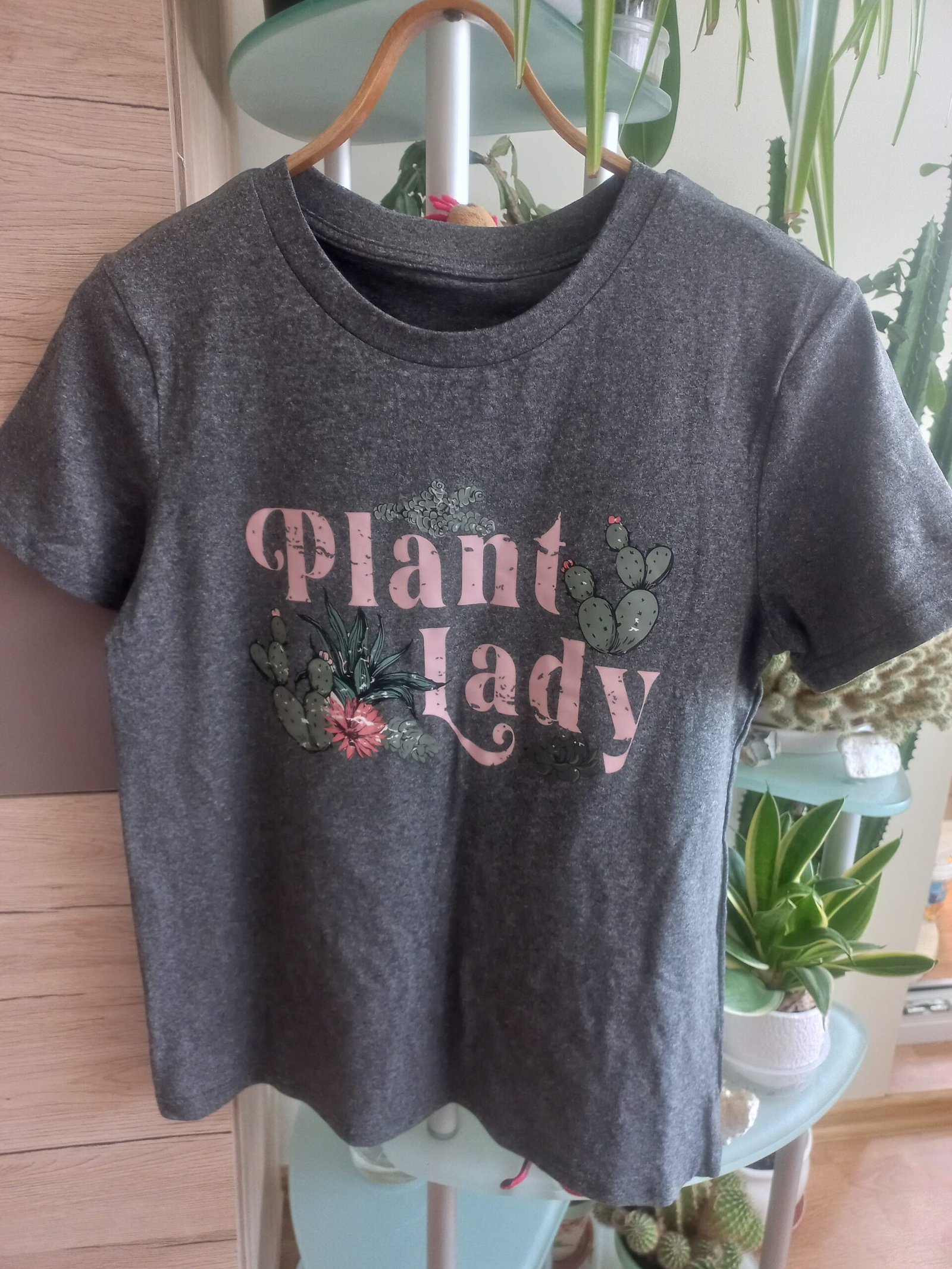 moteriski marskineliai